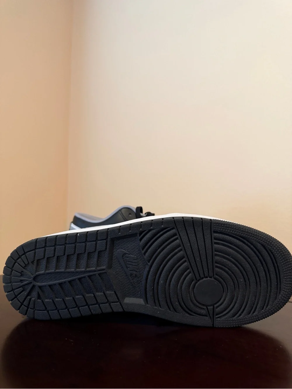 Jordan 1 Low Shadow Size 9
